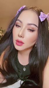 Victoria Kwok's Instagram, Twitter & Facebook