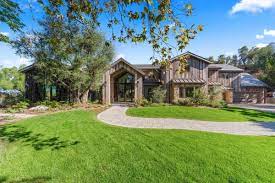 Hidden Hills Modern Farmhouse In California California Luxury Homes Mansions For Sale Luxury Portfolio Hidden Hills California Mansion Exterior Mansions