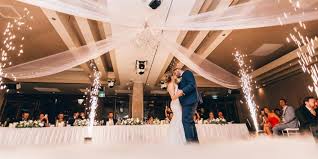 La musique va porter vos pas jusqu'à lui. Idees De Musique De Mariage Le Choix Parfait Pour Votre Entree A L Eglise