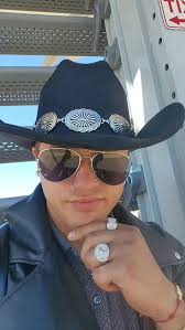 Photos by Lázaro Adán (@lazaro_adan) · December 24, 2025