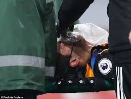 The mexican was taken to hospital following the accident at the emirates on sunday. Raul Jimenez Taken To Hospital After Being Stretchered Off Just Five Minutes Into Arsenal Game Trends Wide
