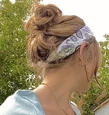 Hairstyle Indie Soft Softgirl Bandana Skater Outfit Blond Hair Baggy Inspo Cool Aesteticoutfits Aesthetic Hairstyles Hair Styles Hair Styles Indie