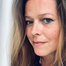 Don't miss my yearly wrap-up! Celebrate the impressive milestones and  recognitions I've received from my colleagues. Here's to reaching new  heights together! 🌟🚀