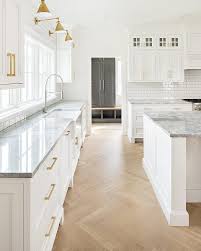 There's something immediately arresting about herringbone floors, don't you think? 8 222 Likes 127 Comments Home Bunch Homebunch On Instagram This Kitchen Designed By The Kitchen Design Cottage Kitchen Design Kitchen Remodel Small