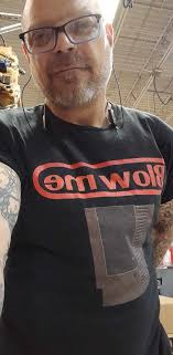 Rhythm guitarist in Minneapolis seeking jam partners to start a band