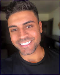 Mat george, a popular podcaster and internet personality, has died, according to the los angeles county coroner's office. 17ei7tlx N8zum