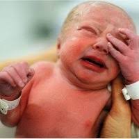 Kenapa Bayi Menangis Saat Baru Lahir