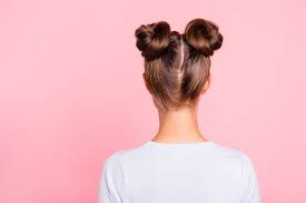 Pada dasarnya, rambut rontok merupakan hal yang wajar dialami manusia. Penyebab Rambut Rontok Pada Remaja Dan Cara Mengatasinya