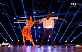 Le nouveau couple danse une rumba des plus sensuelles pour ce prime de danse avec les stars qui a frôlé la perfection d'après le jury. Danse Avec Les Stars 5 Tf1 Devoile La Date De La Finale