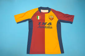 W lidze wywalczyła wicemistrzostwo kraju tracąc jeden punkt do juventusu. As Roma 2001 02 Ucl Edition Home Short Sleeve Jersey Free Shipping