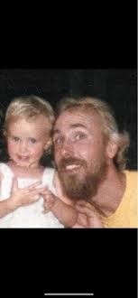 Can someone enhance old family photo?