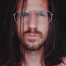 Adam Justin's Instagram, Twitter & Facebook