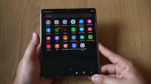 Samsung galaxy z fold 3 and galaxy z flip 3 will soon be unveiled at the galaxy unpacked event next week and ahead of the launch, renders and complete specifications have leaked. Samsung Galaxy Z Flip 3 Fold 3 Falt Smartphones Bald 20 Billiger Winfuture De