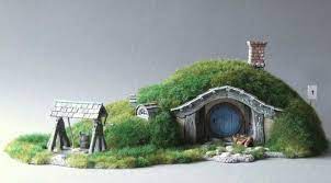 Hobbiton No 1 And Underhill Draw Well Fairy Garden Houses Fairy Houses Hobbit House