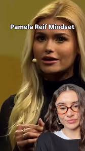 Pamela Reif erreicht weltweit über 50 Millionen Menschen. Nach eigenen  Angaben hat sie sogar im Juni 2024 schon über 70 Millionen Follower allein  auf chinesischen social media Plattformen! 🤯 Das ist ein