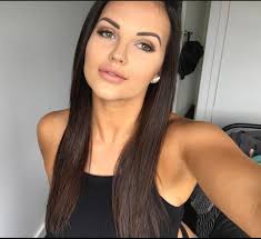 Speaking to the daily telegraph this week, renee revealed her ambitions to 'buy her own team' to enter the bathurst 1000. Renee Gracie Biography Age Race Driver Onlyfans Instagram