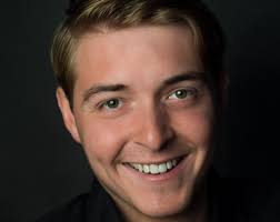 Jerome Knox's Instagram, Twitter & Facebook