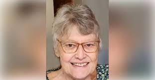 Nancy Hetzel's Instagram, Twitter & Facebook