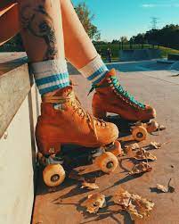 Moxi lolly's & beach bunnies pc: Katie Baird On Instagram And All At Once Summer Collapsed Motorcycles In 2021 Roller Skating Outfits Retro Roller Skates Roller Skates Vintage
