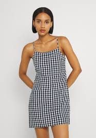 The way these robes are made, the quality is incredible. American Eagle Easy Summer Dress Day Dress Black Gingham Black Zalando Co Uk