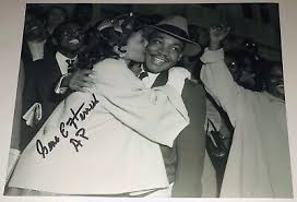 GENE HERRICK AUTHENTIC SIGNED 8X10 PHOTO CIVIL RIGHTS PHOTOGRAPHER MARTIN  LUTHER