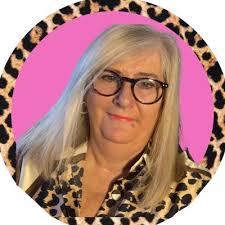 I had the pleasure of designing the logo and brand identity for Natasha…