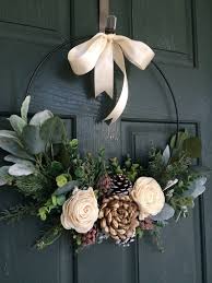 Couronne De Noel Couronne Pour Noel Decor De Noel Couronne De Cerceau Couronne Moderne Idei Rozhdestvenskih Ukrashenij Sovremennyj Venok Rozhdestvenskie Idei