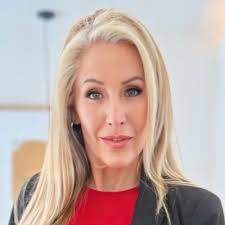 luxury #realestate #mansion #luxuryhomes #realtor #marbella #dubai #realtor  #realestateagent #properties #forsale #new #marbellalifestyle #immobilien  #interiordesign #luxurylifestyle #property…