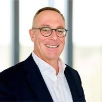 300+ perfiles de «Roesch»