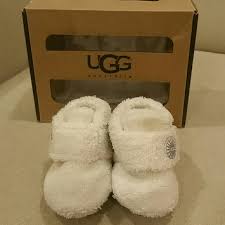 bixbee ugg baby shoes size 0 1