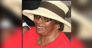 Doris Simmons's Instagram, Twitter & Facebook