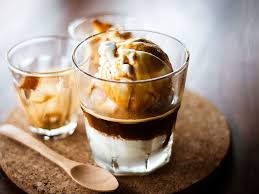 Top 10 Recettes A Moins De 1 Par Portion Soscuisine Coffee Recipes Ice Cream For Breakfast Affogato Coffee