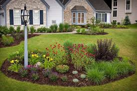 16 Astonishing Garden Islands That Will Take Your Breath Away Front Yard Landscaping Design Small Front Yard Landscaping Yard Landscaping