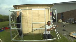 Gfp gerätehaus manuel 2922 aus metall 291x221x235cm verschiedene größen formstabil und witterungsbeständig premium qualität geräteschuppen schuppen & gartenhaus mit schiebetür und flachdach schränke com garten. Karibu Gewachshaus Und Geratehaus Flora Youtube
