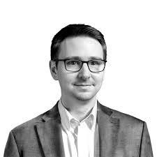 Roger Weber's Instagram, Twitter & Facebook