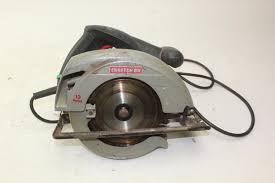 Removing blade from old craftsman circular saw i have an early 70's vintage 7 circular saw and it does have an arbor lock. Craftsman Circular Saw Property Room