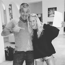 Det är inte omöjligt att jesper vann en turnering där eller nåt. Philippa Parnevik Pparnevik Twitter