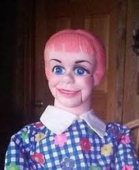 Rare HAYLEY O'HARA Juro Novelty Co. >> FEMALE VENTRILOQUIST DUMMY DOLL 1967 