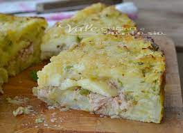 Sformato di patate e tonno. Sformato Di Patate E Zucchine Ripieno Di Tonno E Formaggio