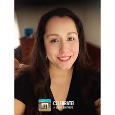 Every time I've tried to upload this video, Facebook decides to crash. So,  finally, after transferring to my laptop, I present to you, LeAnn Rimes  singing, "Unchained Melody" live at Sundance Square