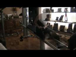 Total Gym Inside Blogger And Fytness Fanatik Amanda Lynn Hare Shares Her Favorite Hammer Your Hamstrings Workout To Fight Total Gym Total Gym Workouts Gym