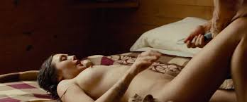 Elizabeth Olsen - Oldboy (2013) - Celebs Roulette Tube