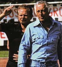 Giovanni 'gianni' agnelli , omri , oml , omca , cgvm , cmg ( italiaans: Style Lessons From Gianni Agnelli Barroco Italia