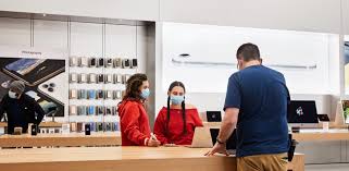 The app store has more than one million apps and games for your ios device. Apple Stores So Agiert Apple In Corona Zeiten Appgefahren De