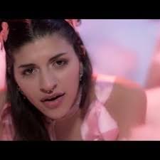 Dahiana Martinez's Instagram, Twitter & Facebook