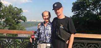 Легендарний танцюрист прожив яскраве й насичене життя. F3rs D Cktfszm