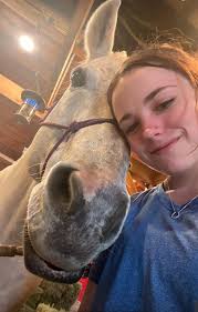 Paid barn job opportunity in Sumter, SC for experienced horse care worker