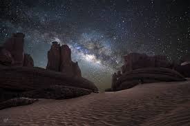 Magnifique Vue De La Voie Lactee Depuis Le Sud De L Algerie 13 Photos Nessahra Alger La Voie Lactee Sahara Algerien