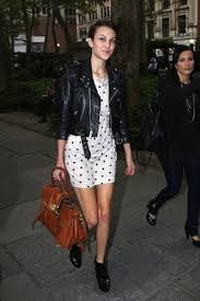 Manteau De Cuir Alexa Chung Alexa Chung Style Celebrity Street Style