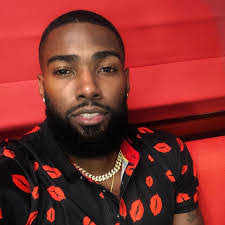 Edgar Barros's Instagram, Twitter & Facebook